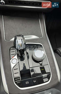 Внедорожник / Кроссовер BMW X7 2019 в 