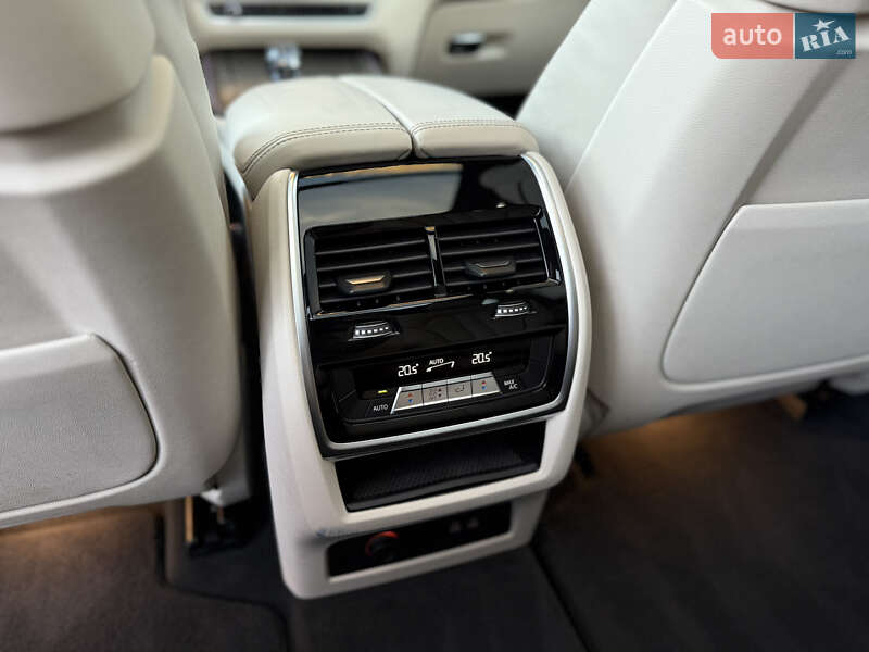 Позашляховик / Кросовер BMW X7 2021 в Львові фото 77 Позашляховик / Кросовер BMW X7 2021 в Львові