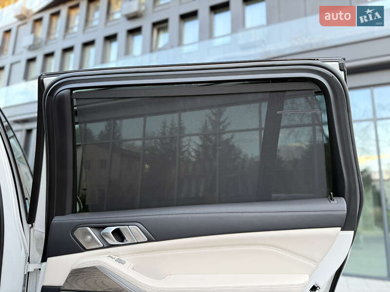 Позашляховик / Кросовер BMW X7 2021 в Львові фото 84 Позашляховик / Кросовер BMW X7 2021 в Львові