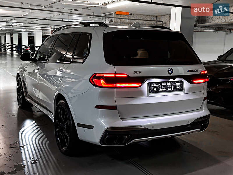 Внедорожник / Кроссовер BMW X7 2020 в Киеве