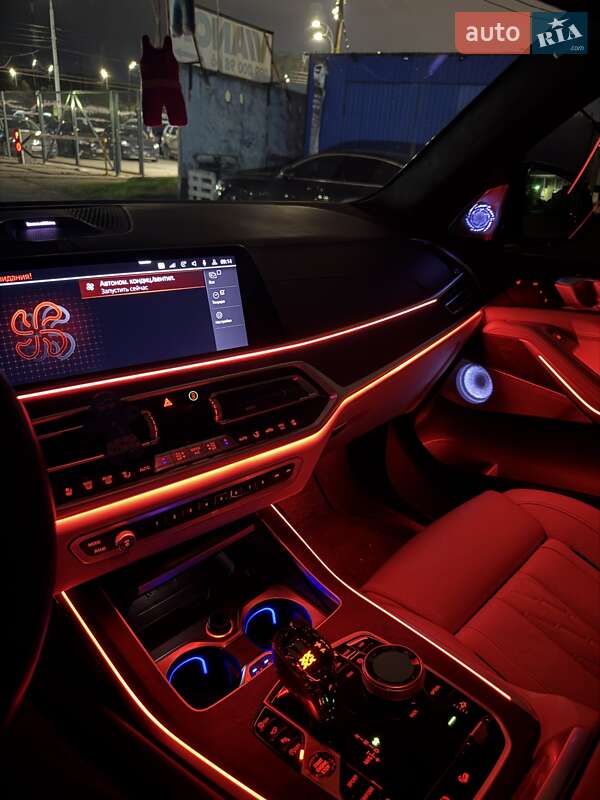 Внедорожник / Кроссовер BMW X7 2020 в Киеве