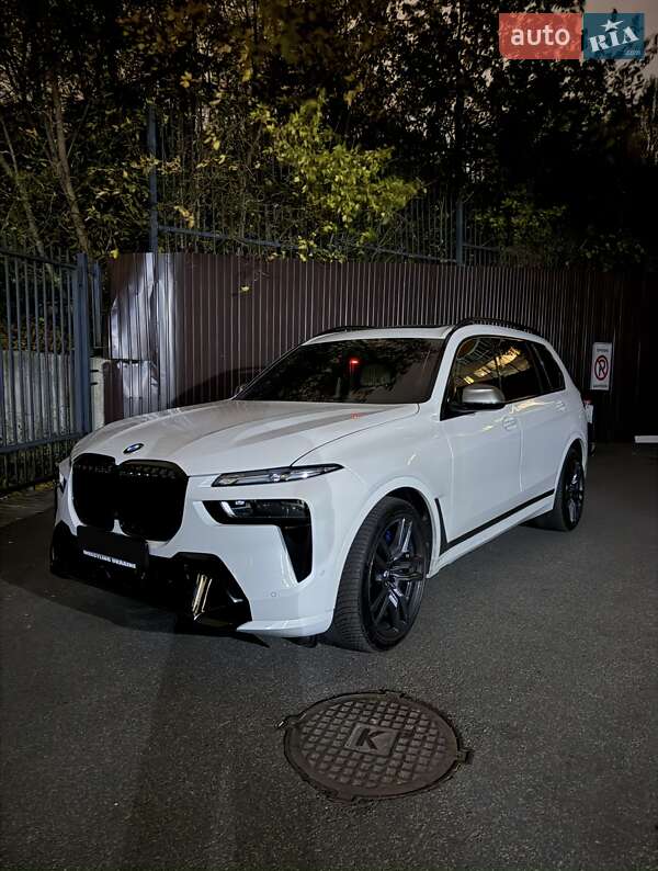Внедорожник / Кроссовер BMW X7 2020 в Киеве
