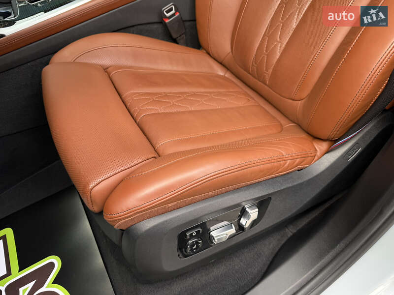 Позашляховик / Кросовер BMW X7 2022 в Києві