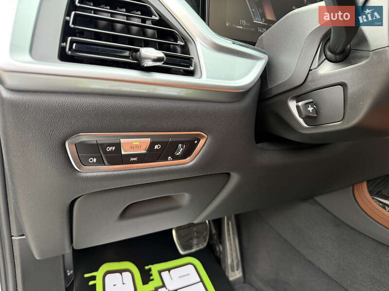 Позашляховик / Кросовер BMW X7 2022 в Києві