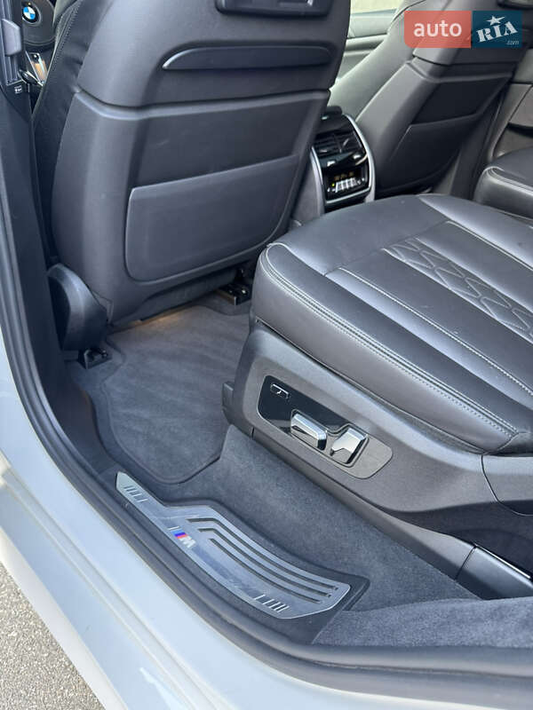 Внедорожник / Кроссовер BMW X7 2019 в Киеве фото 22 Внедорожник / Кроссовер BMW X7 2019 в Киеве