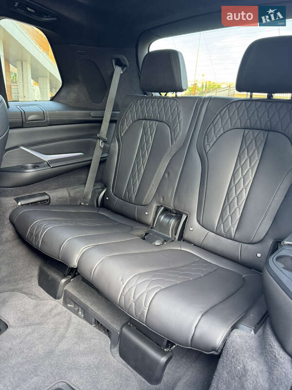 Внедорожник / Кроссовер BMW X7 2019 в Киеве фото 44 Внедорожник / Кроссовер BMW X7 2019 в Киеве
