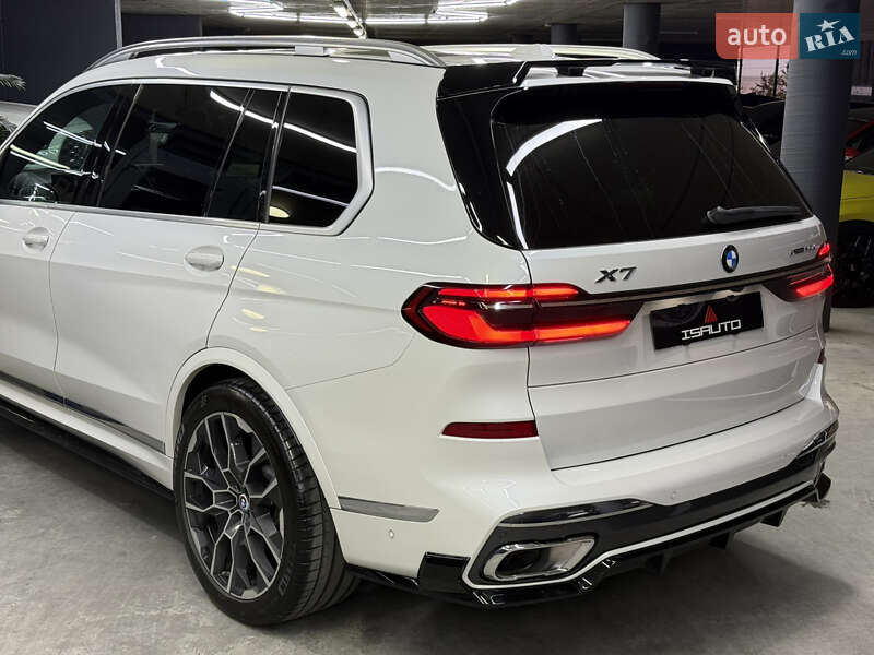 Позашляховик / Кросовер BMW X7 2023 в Одесі фото 12 Позашляховик / Кросовер BMW X7 2023 в Одесі