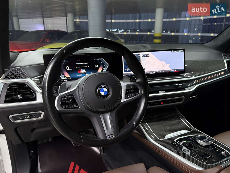 Позашляховик / Кросовер BMW X7 2023 в Одесі фото 25 Позашляховик / Кросовер BMW X7 2023 в Одесі