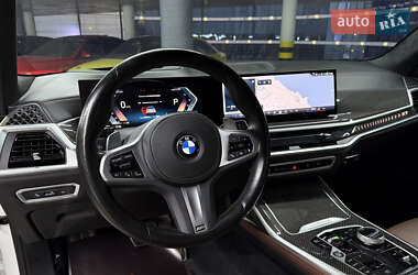 Внедорожник / Кроссовер BMW X7 2023 в  фото 25 Внедорожник / Кроссовер BMW X7 2023 в