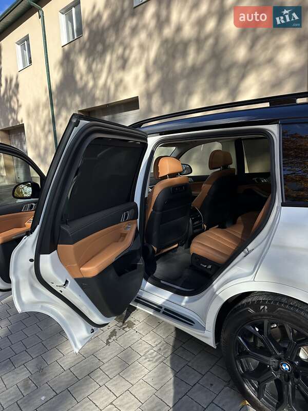 Внедорожник / Кроссовер BMW X7 2019 в Тернополе