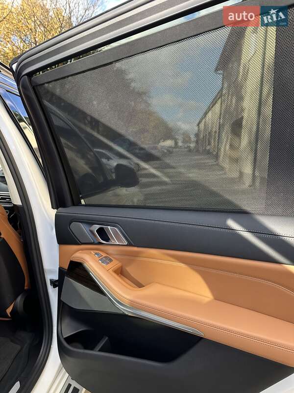 Внедорожник / Кроссовер BMW X7 2019 в Тернополе