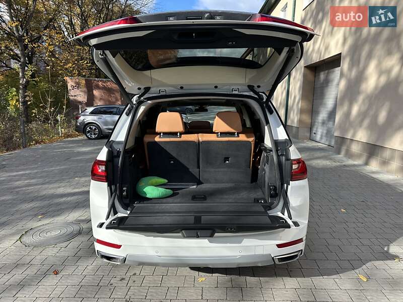 Внедорожник / Кроссовер BMW X7 2019 в Тернополе
