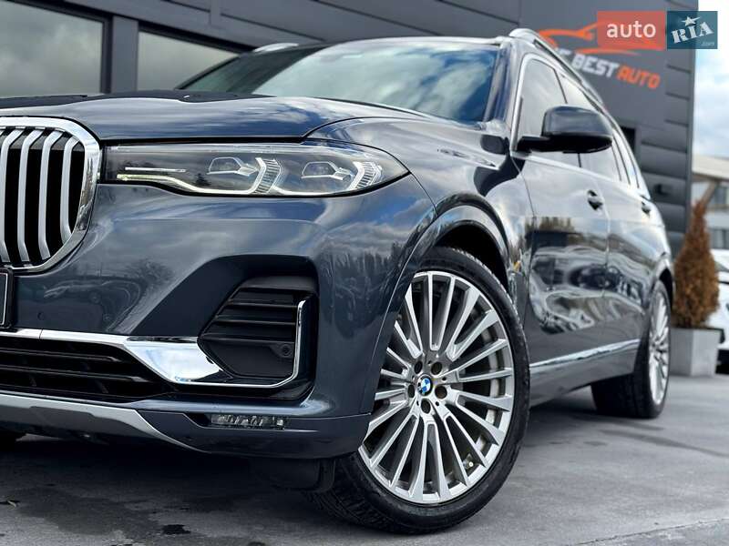 Внедорожник / Кроссовер BMW X7 2020 в Ровно