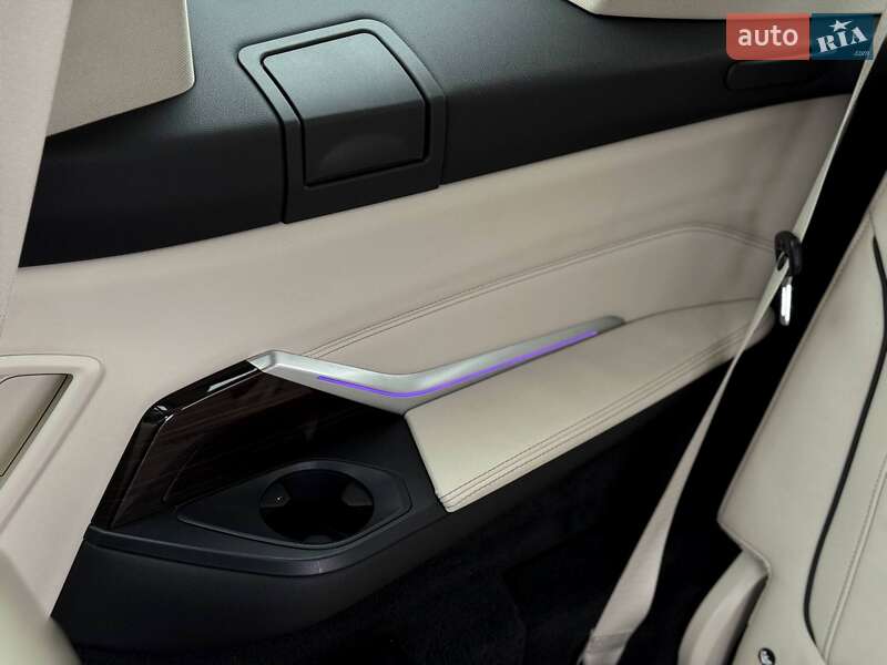 Внедорожник / Кроссовер BMW X7 2020 в Ровно