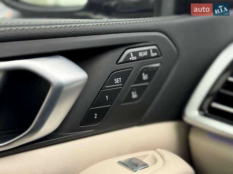 Внедорожник / Кроссовер BMW X7 2020 в Ровно