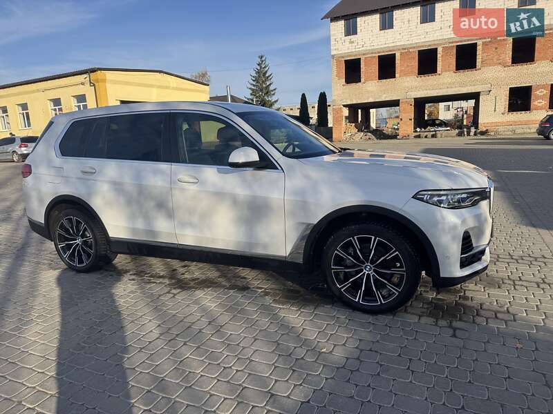 Внедорожник / Кроссовер BMW X7 2020 в Виннице