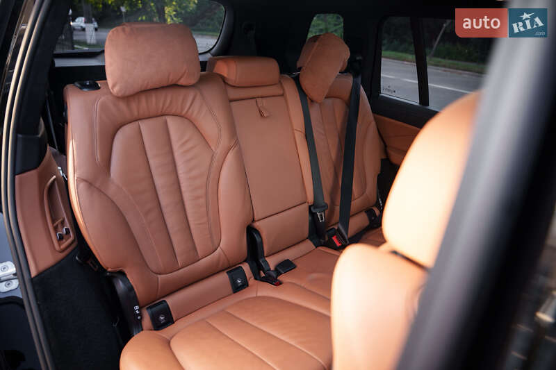 Внедорожник / Кроссовер BMW X7 2022 в Киеве