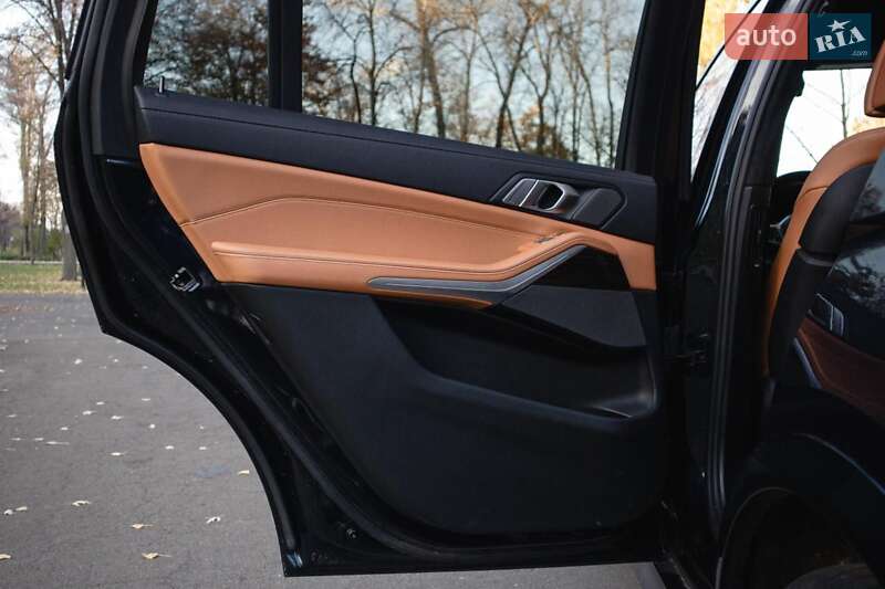 Внедорожник / Кроссовер BMW X7 2021 в Киеве фото 34 Внедорожник / Кроссовер BMW X7 2021 в Киеве