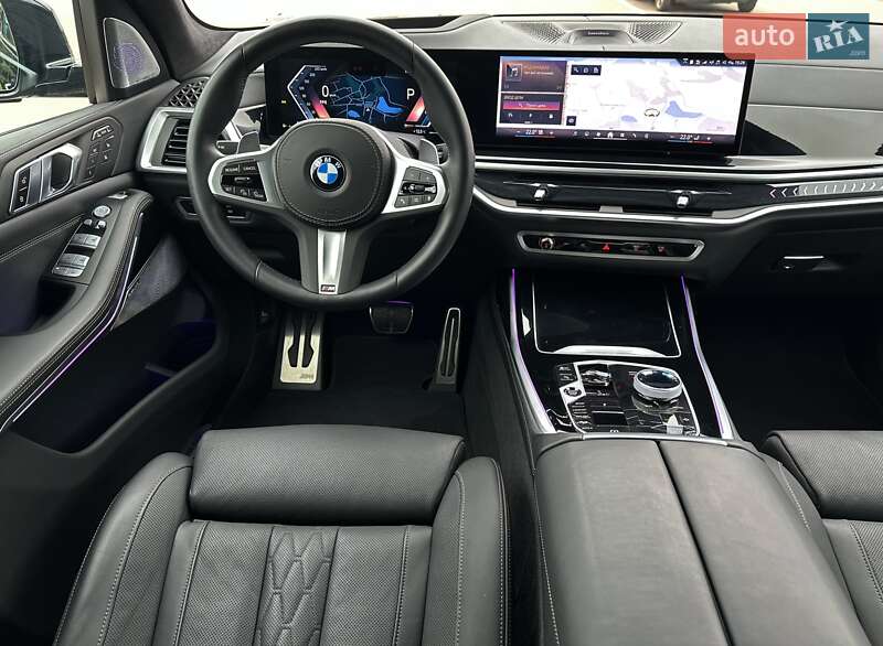 Внедорожник / Кроссовер BMW X7 2023 в Киеве