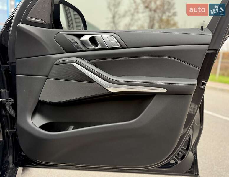 Позашляховик / Кросовер BMW X7 2022 в Києві