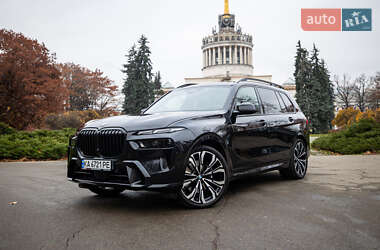 Внедорожник / Кроссовер BMW X7 2023 в Киеве