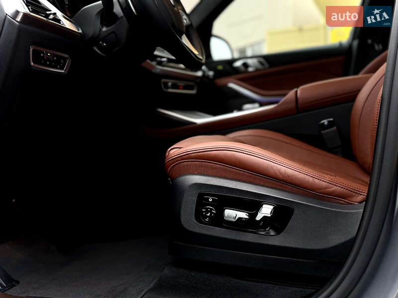 Позашляховик / Кросовер BMW X7 2023 в Києві