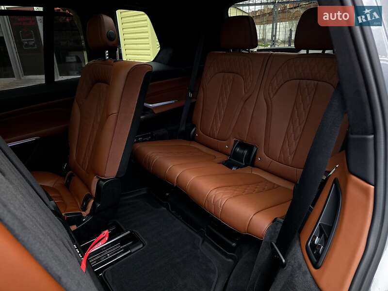 Позашляховик / Кросовер BMW X7 2023 в Києві