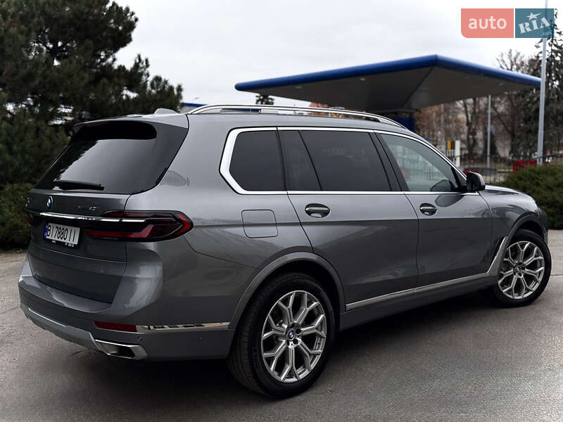 Позашляховик / Кросовер BMW X7 2023 в Києві