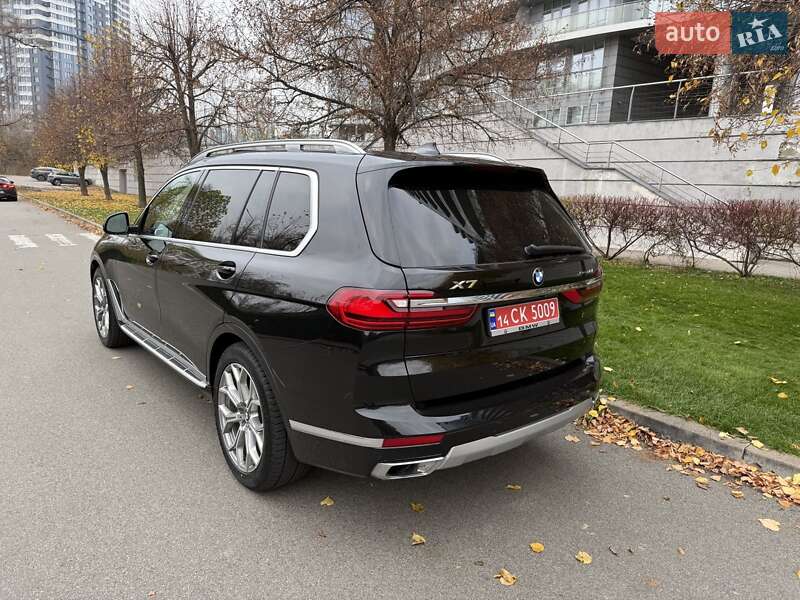 Внедорожник / Кроссовер BMW X7 2020 в Киеве