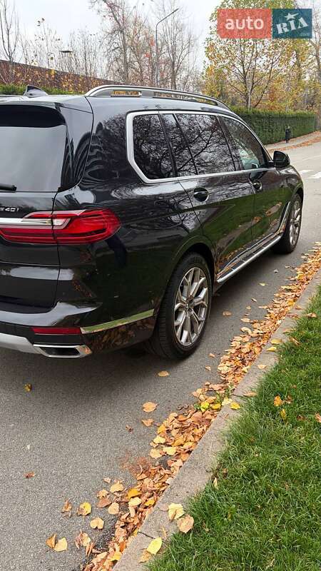 Внедорожник / Кроссовер BMW X7 2020 в Киеве