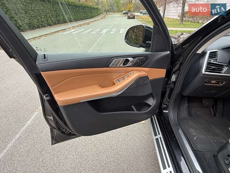 Внедорожник / Кроссовер BMW X7 2020 в Киеве