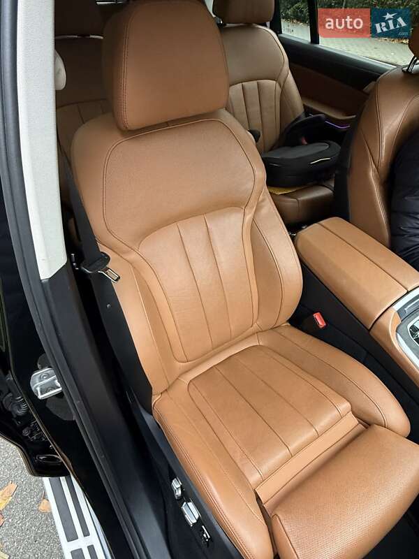 Внедорожник / Кроссовер BMW X7 2020 в Киеве