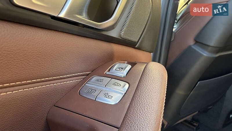 Позашляховик / Кросовер BMW X7 2019 в Львові фото 13 Позашляховик / Кросовер BMW X7 2019 в Львові