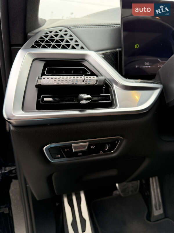 Внедорожник / Кроссовер BMW X7 2022 в Полтаве фото 26 Внедорожник / Кроссовер BMW X7 2022 в Полтаве