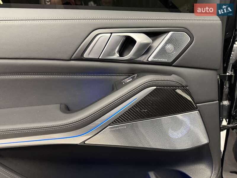 Внедорожник / Кроссовер BMW X7 2023 в Киеве