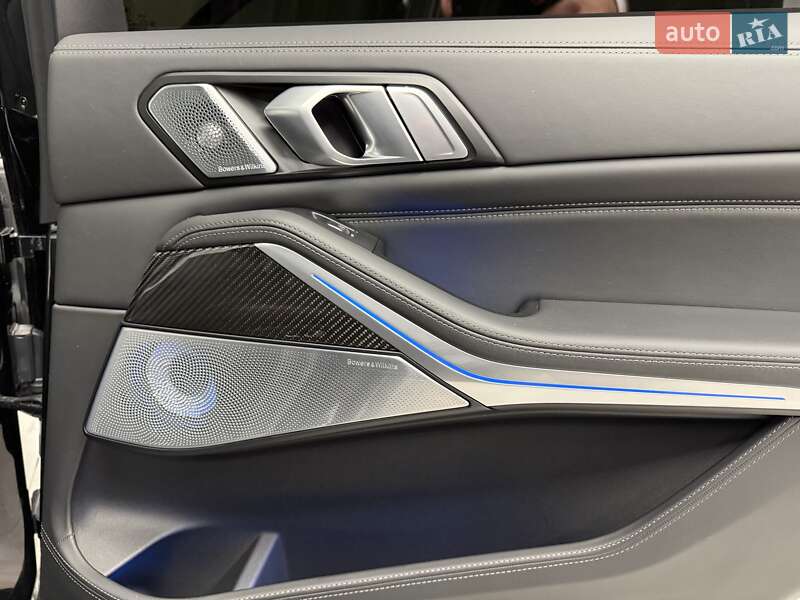 Внедорожник / Кроссовер BMW X7 2023 в Киеве