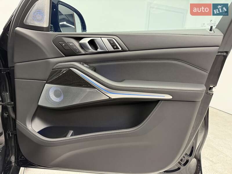 Внедорожник / Кроссовер BMW X7 2023 в Киеве