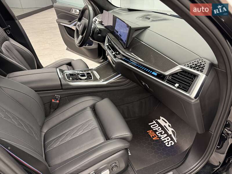 Внедорожник / Кроссовер BMW X7 2023 в Киеве