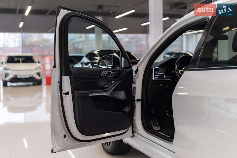 Внедорожник / Кроссовер BMW X7 2022 в Хмельницком фото 26 Внедорожник / Кроссовер BMW X7 2022 в Хмельницком