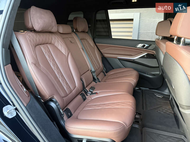 Внедорожник / Кроссовер BMW X7 2021 в Киеве фото 16 Внедорожник / Кроссовер BMW X7 2021 в Киеве