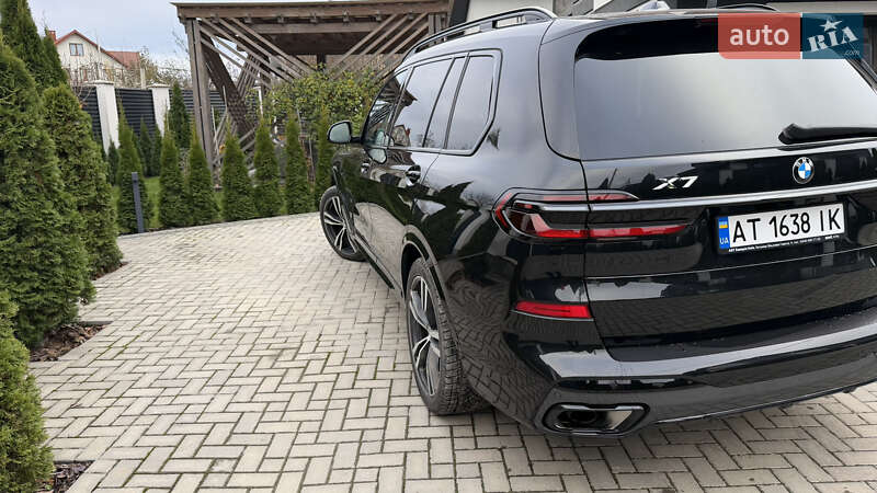 Внедорожник / Кроссовер BMW X7 2024 в Ивано-Франковске