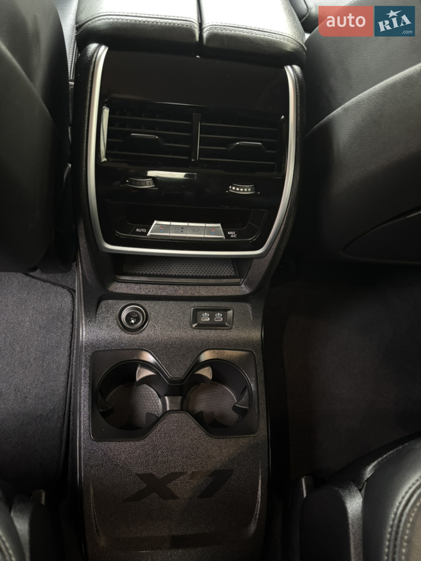 2020 BMW X7 - мініатюра 24