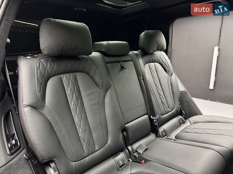 Позашляховик / Кросовер BMW X7 2023 в Києві фото 43 Позашляховик / Кросовер BMW X7 2023 в Києві