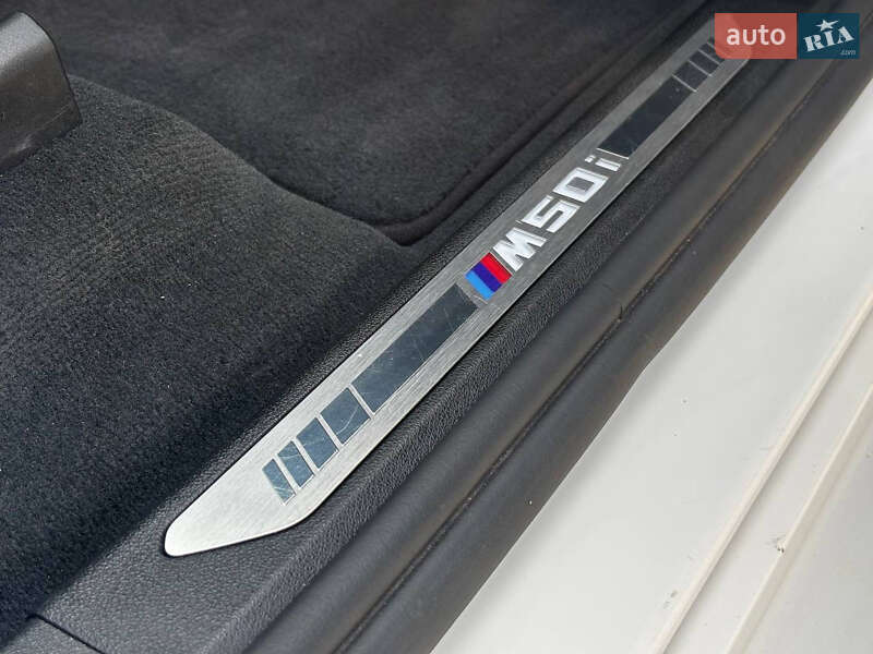 Внедорожник / Кроссовер BMW X7 2020 в Луцке