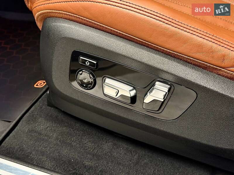 Позашляховик / Кросовер BMW X7 2019 в Києві