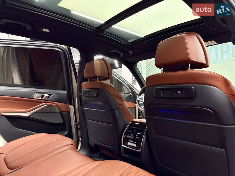 Позашляховик / Кросовер BMW X7 2019 в Києві