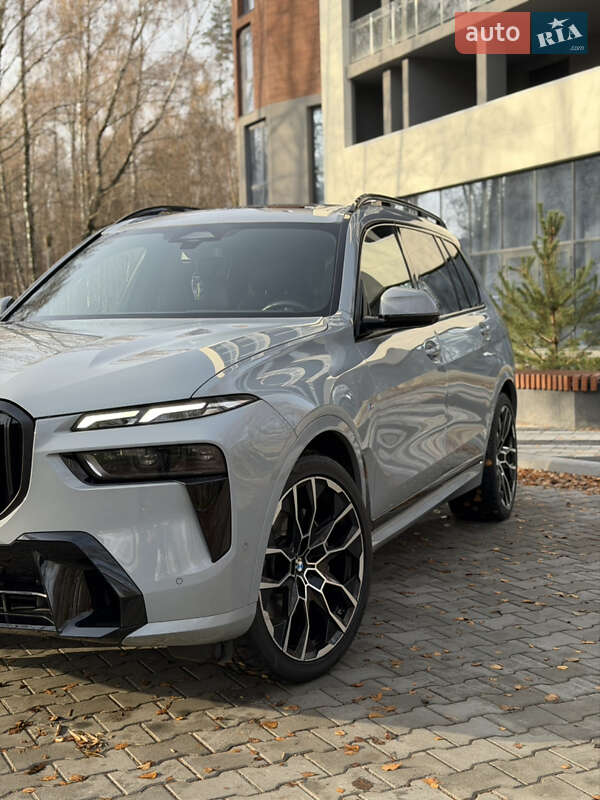 Внедорожник / Кроссовер BMW X7 2023 в Тернополе
