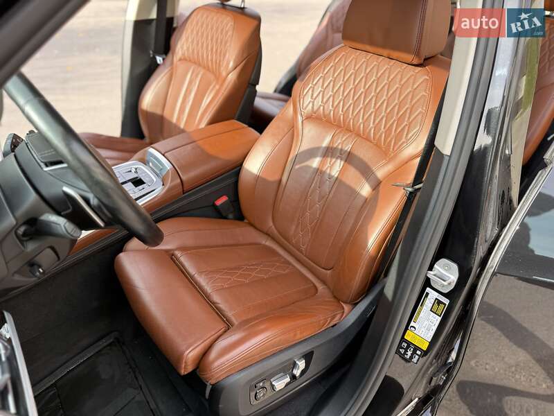 Внедорожник / Кроссовер BMW X7 2020 в Днепре фото 20 Внедорожник / Кроссовер BMW X7 2020 в Днепре