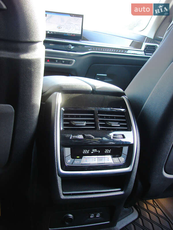 Внедорожник / Кроссовер BMW X7 2023 в Одессе фото 29 Внедорожник / Кроссовер BMW X7 2023 в Одессе