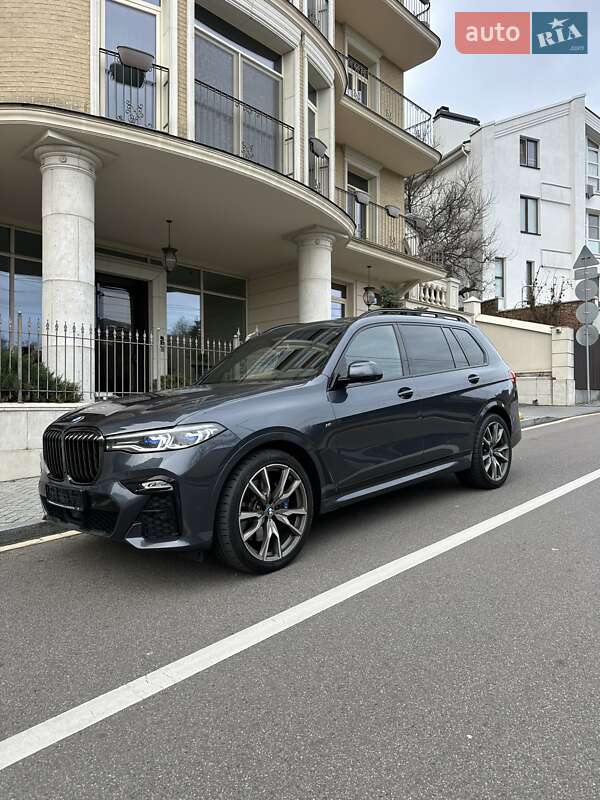 Позашляховик / Кросовер BMW X7 2022 в Києві